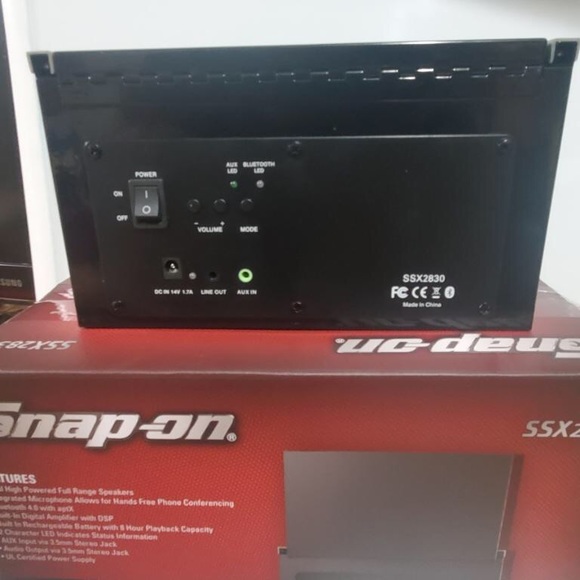 Snap on - Bluetooth speaker - Picture 4 of 5